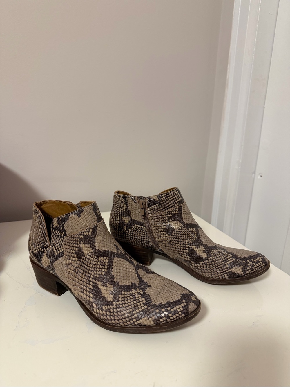 Lucky Brand Snake-Print Leather Ankle Boots in Taupe US 7 1/2